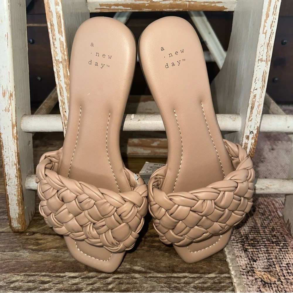 NWT A new day Carissa Slide Sandals Size 8